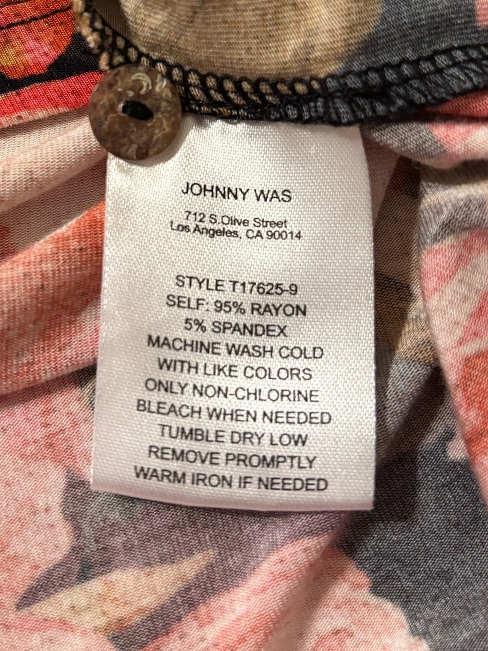 Johnny Was EUC Janie Favorite Henley Top - Picture 9 of 9
